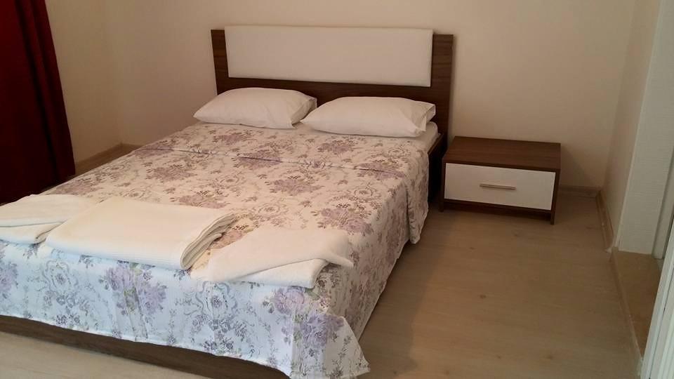 Parla Apart Hotel Чесме Екстериор снимка