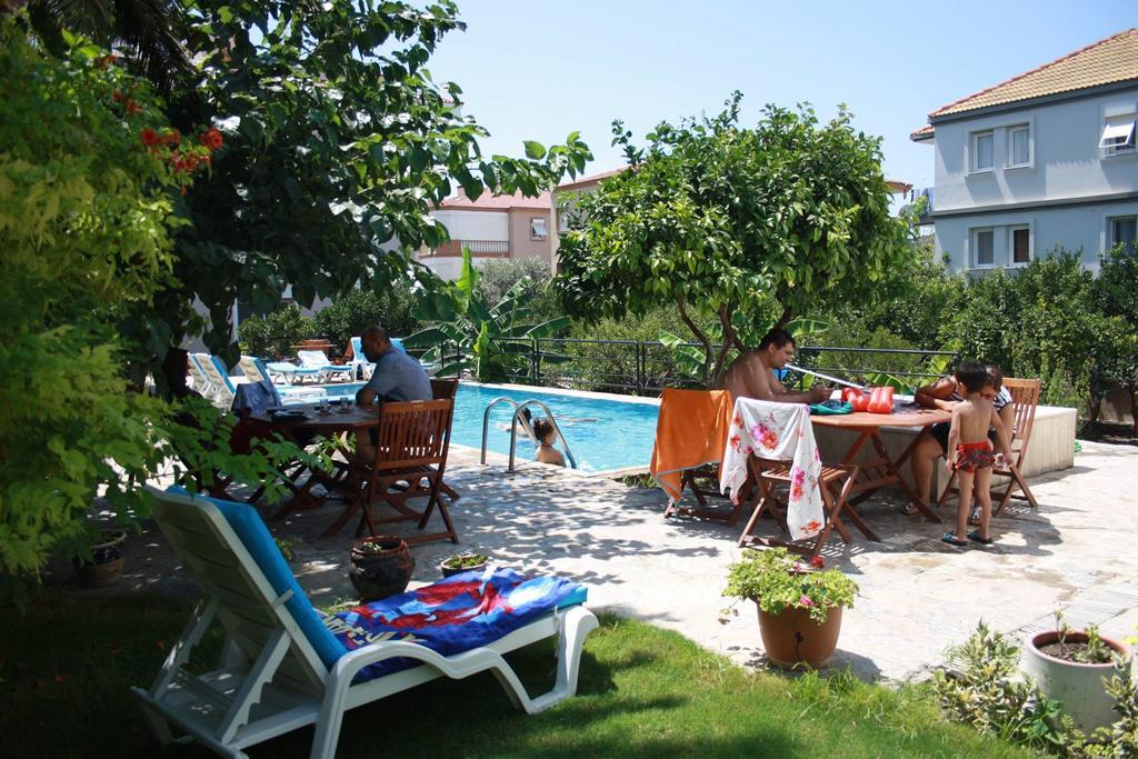 Parla Apart Hotel Чесме Екстериор снимка