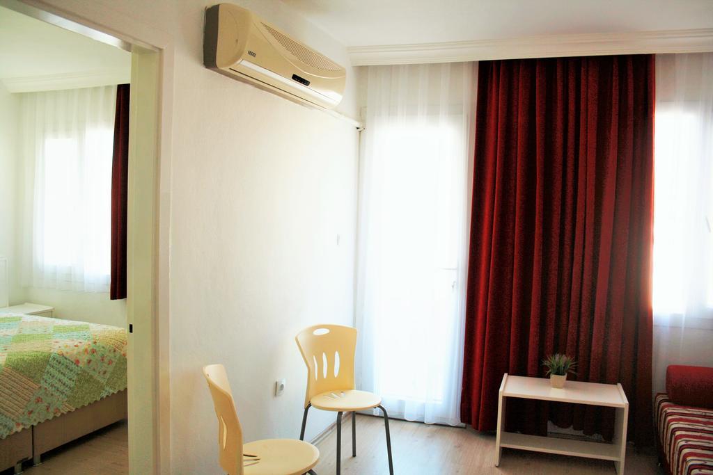 Parla Apart Hotel Чесме Екстериор снимка