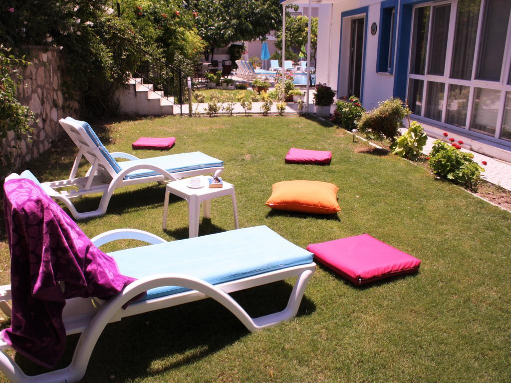 Parla Apart Hotel Чесме Екстериор снимка