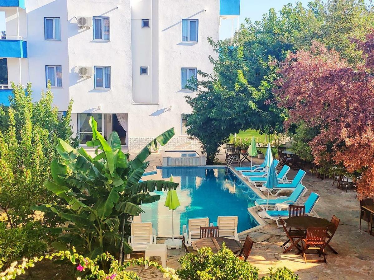 Parla Apart Hotel Чесме Екстериор снимка